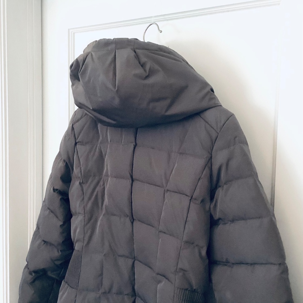 Cole Haan Signature Gray Puffer Quilted Hooded Down Coat W/Bib Front Women’s S/P - Picture 11 of 13